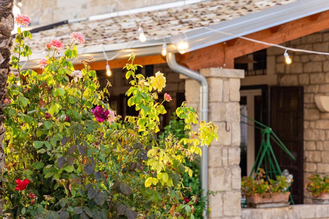 Casale Della Contea Guest House Modica Exterior photo