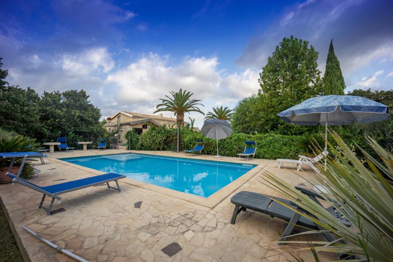 Casale Della Contea Guest House Modica Exterior photo