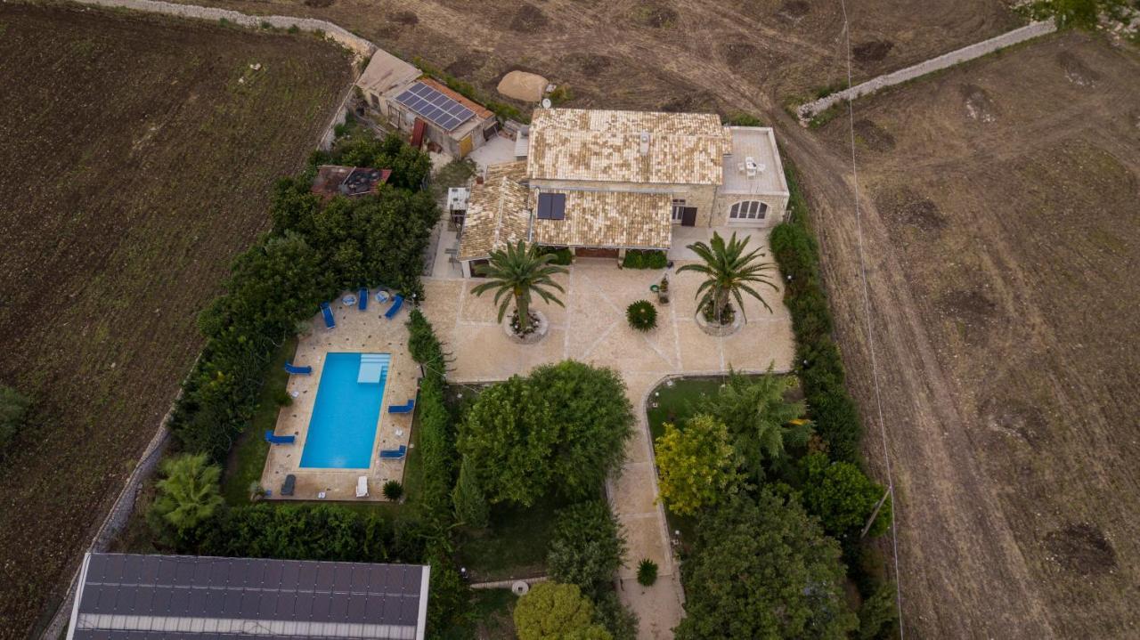 Casale Della Contea Guest House Modica Exterior photo